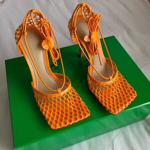 BOTTEGA VENETA stretch lace-up sandal